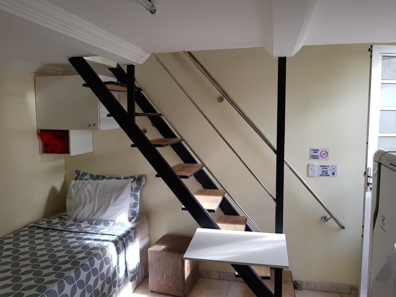 Hostel Trem De Minas 贝洛哈里桑塔 外观 照片