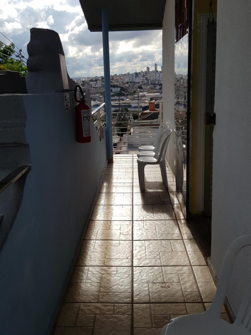 Hostel Trem De Minas 贝洛哈里桑塔 外观 照片
